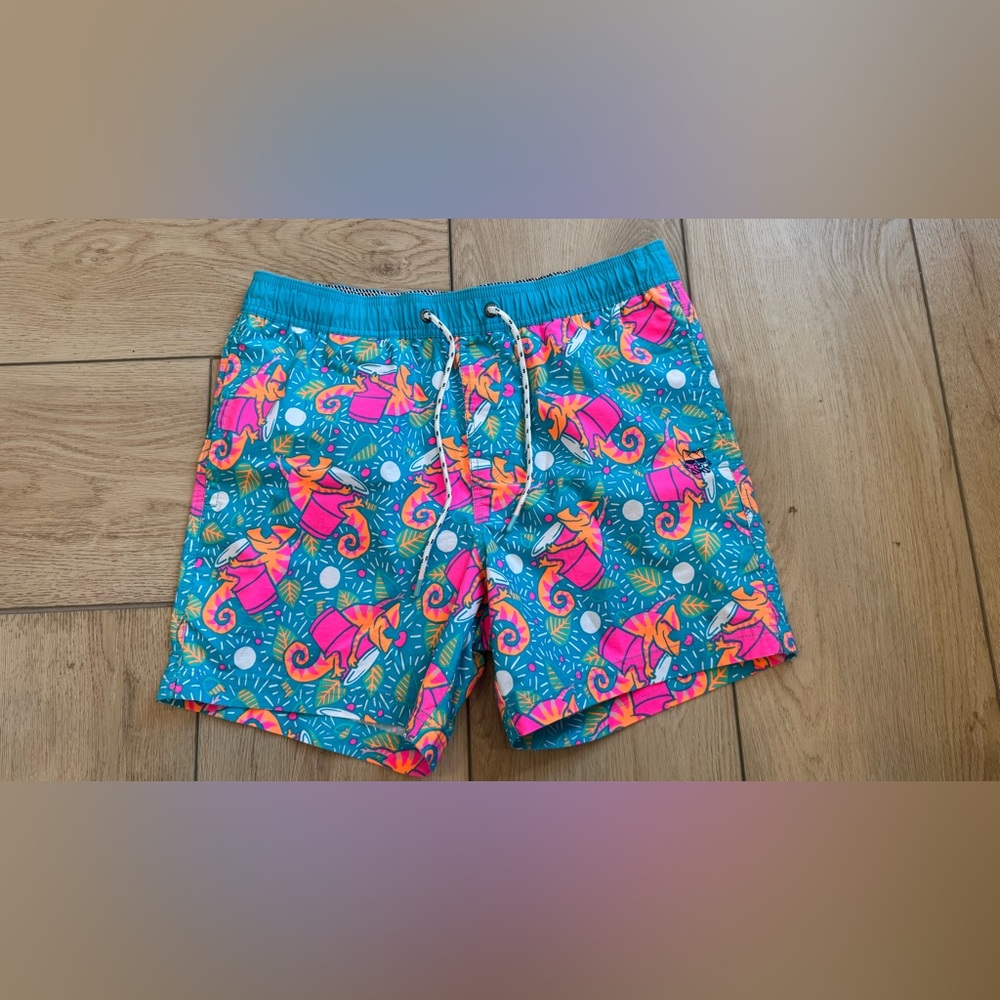 Men's Blue/Pink Chameleon Print Swim Trunks